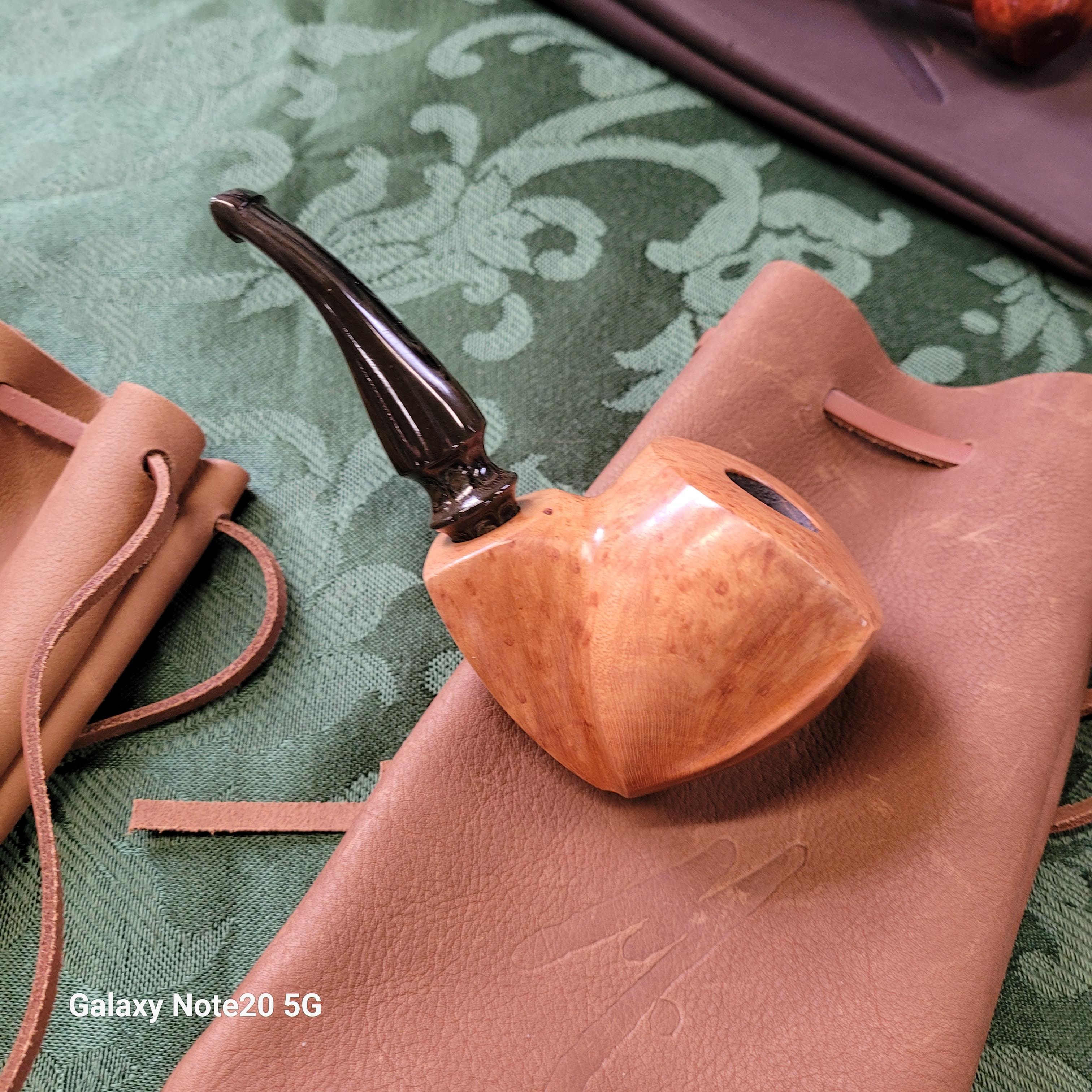 MandyPipe Freehands pipe finish